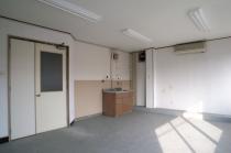 京町ビル No.3号室